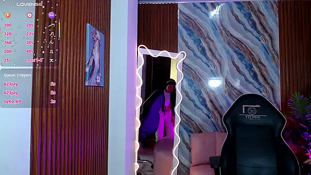 Maile_Tay 라이브 XXX 채팅