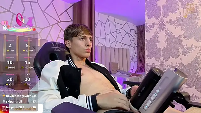 EVAN_TAY লাইভ XXX চ্যাট