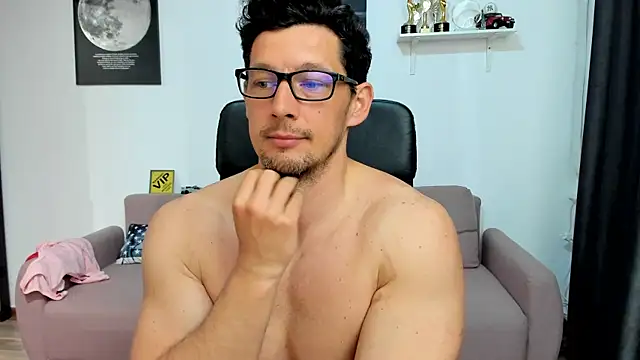 Вебкам-шоу BrutusK08