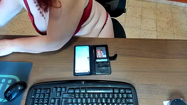 NikkiHollandn Webbikameraesitys