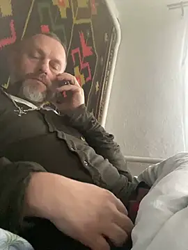 Онлайн чат XXX Frosl