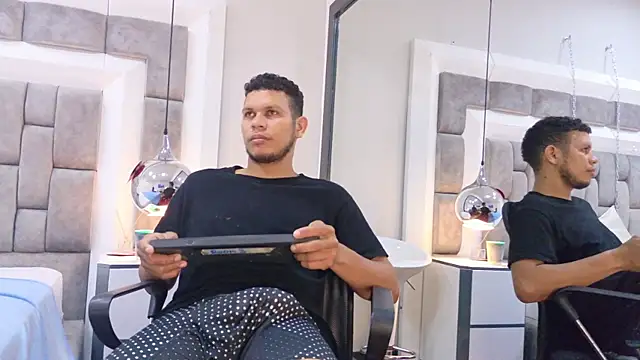 Show de webcam de NohaBrooks