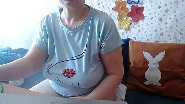 QueenLana Live XXX-Chat