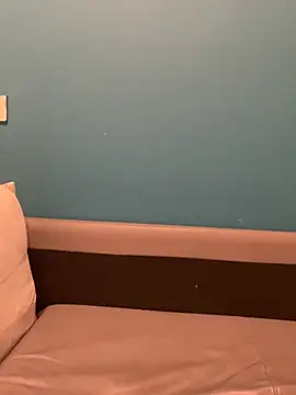 ZHJKS9988 Live XXX-Chat