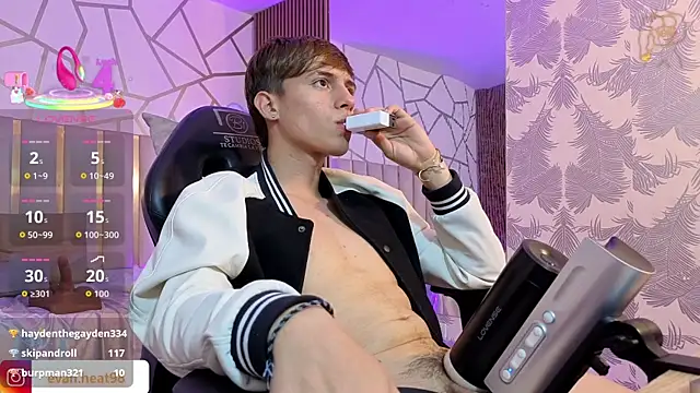 EVAN_TAY ওয়েবক্যাম শো