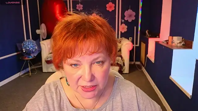 Živý XXX chat Kira_Kingsley