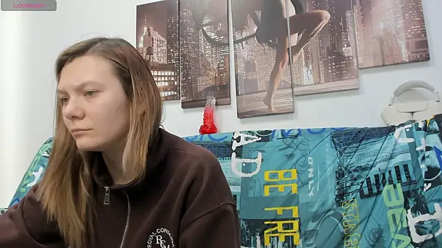 Sunny_Sammy élő XXX-chatje