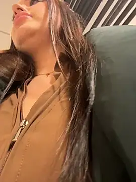 KiraSunshine's Live XXX Chat