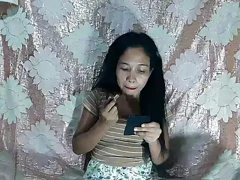 PinaySkinnyGirlのライブXXXチャット