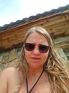 BLONDKICIA1 লাইভ XXX চ্যাট