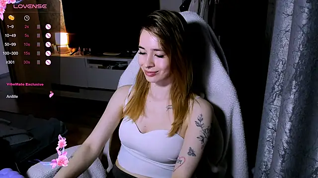 ZoyaMillのライブXXXチャット