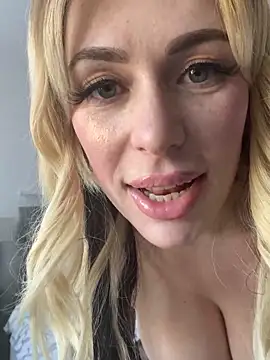 SelinaGalinsky6 Webcam-Show