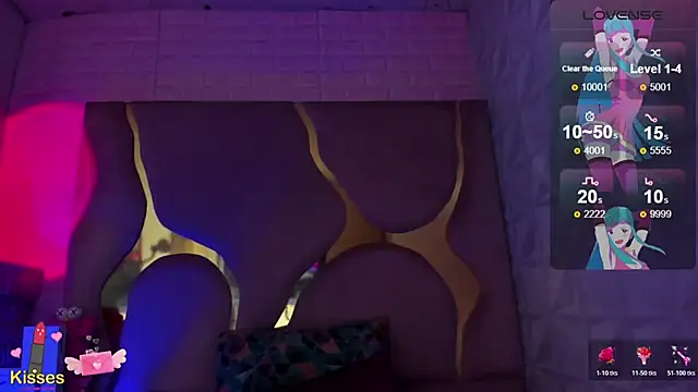 NaniiSisy: онлайн-секс-чат