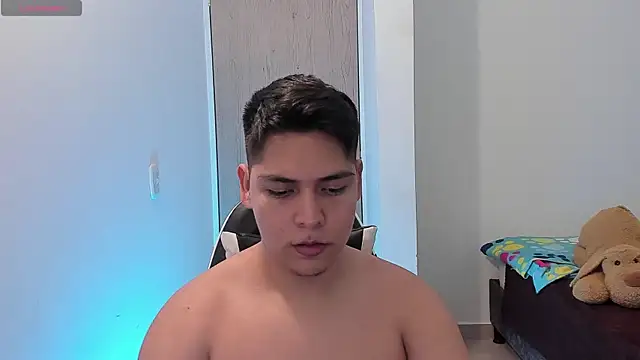 عرض كام Asta_YunoXXX