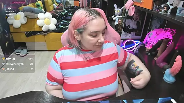 Softie_Sofy's Live XXX Chat