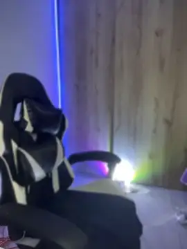 2Angela_ élő XXX-chatje