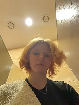 NinaParri: онлайн-секс-чат