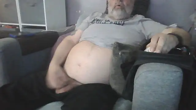 Naturistmale45 Show in webcam