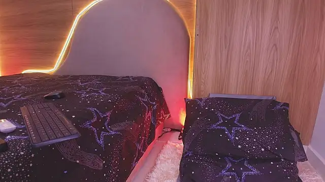 kiara_lp's Live XXX Chat