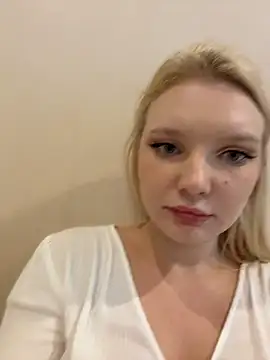 AmmyHotのウェブカメラショー