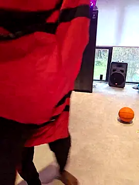 sweet_juicem webcam show