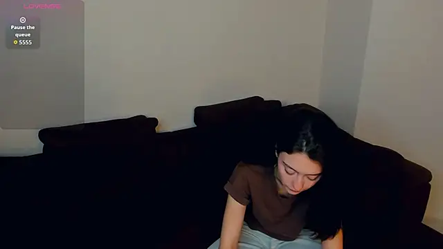 Show modela LibbieSchworm na web-kameri