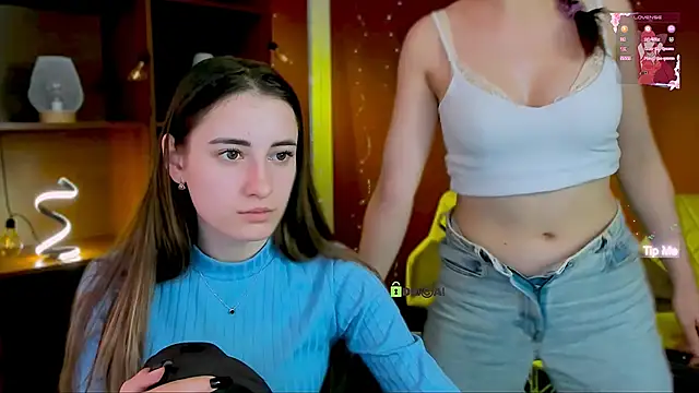 Show modela alma_heart na web-kameri