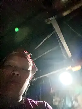 Baby-babi 现场XXX聊天