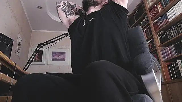 XXX chat uživo modela FindomJason