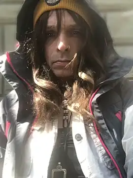 dongoralesko77 webcam show