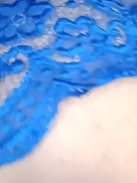 Quenn_squirt_ant_anal webcam show