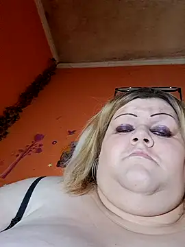 ducicsajsziii élő XXX-chatje