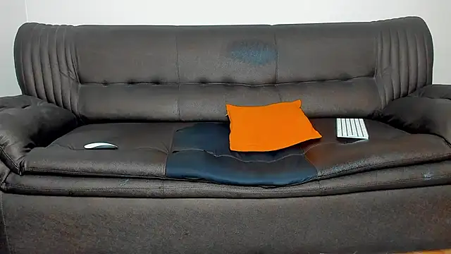 KingVibes7 Show in webcam