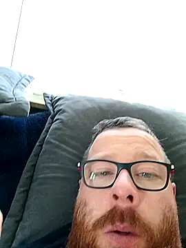 Schaschi_90 Show in webcam