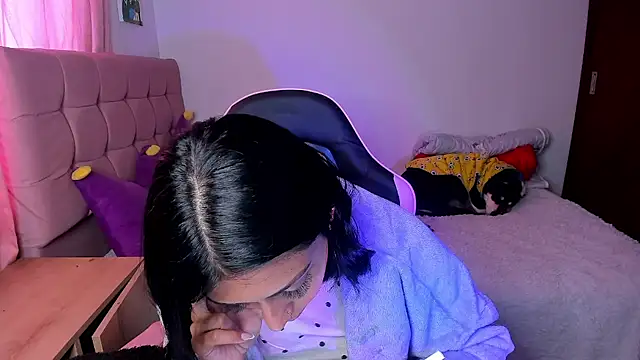 Bellacatx élő XXX-chatje