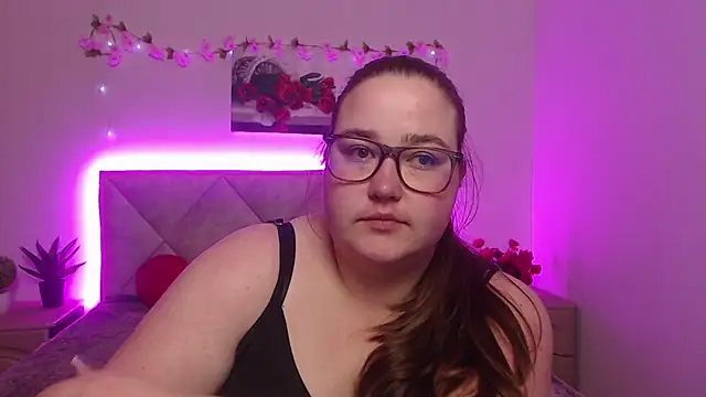 Chat +18 de XX_Daniella_XX ao vivo