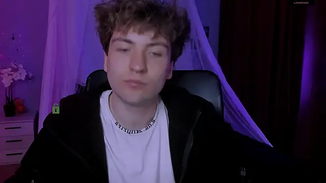 Онлайн чат XXX joseph_bear_