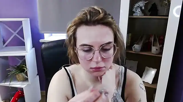 แชท XXX สดของ Zoey_Erotic