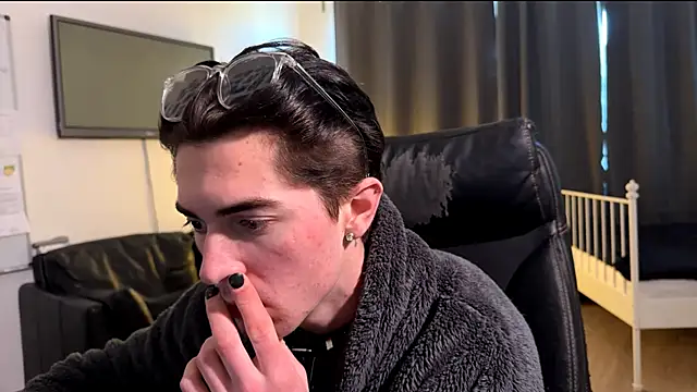 LiamFosterのウェブカメラショー