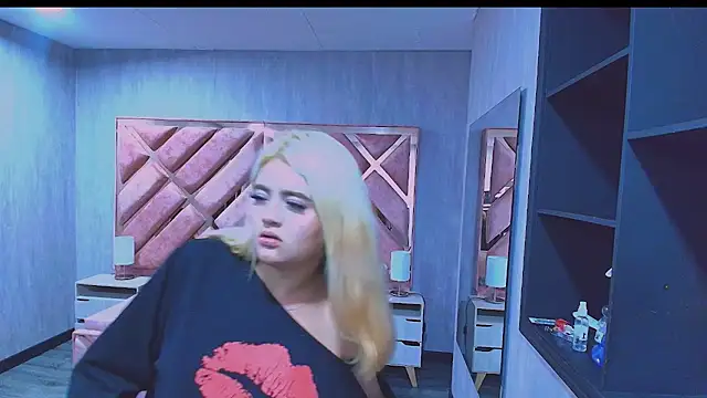 lya_nekko_ live XXX chat