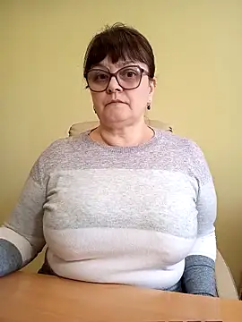 Chat +18 de BrandiOhNight ao vivo