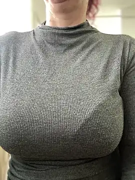 sweetmystery1 Show in webcam