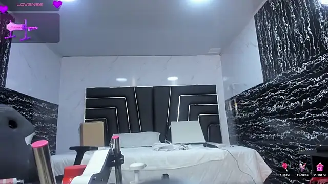 Ladyy_Scarlett 即時 XXX 聊天