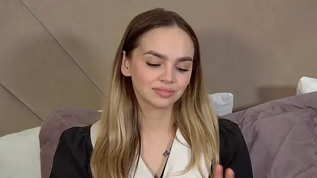 AnitaVenture: онлайн-секс-чат