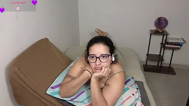 Chat +18 de blue__moon_ ao vivo