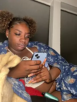 LillShayy Pertunjukan Webcam