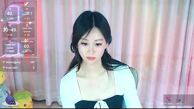 Aimee-520 现场XXX聊天