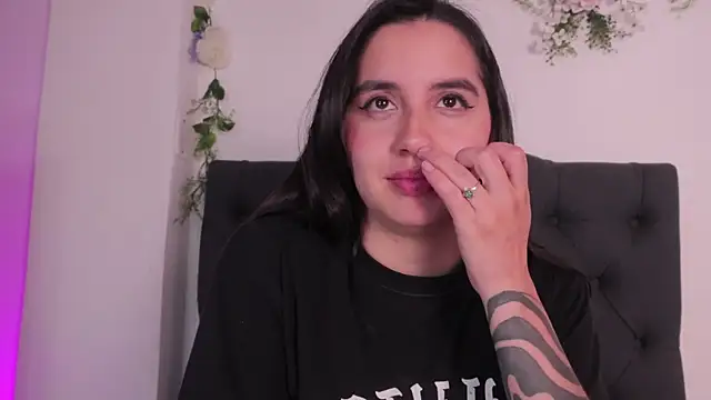 Chat XXX en directo de kaylee_lee