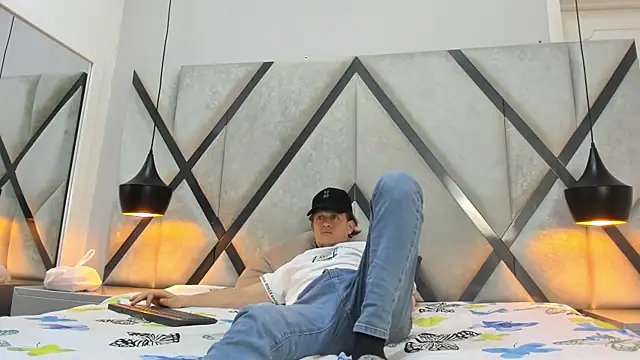 Anthonny_Vegas Live XXX-Chat