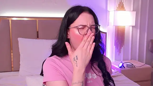 CindyMil 现场XXX聊天